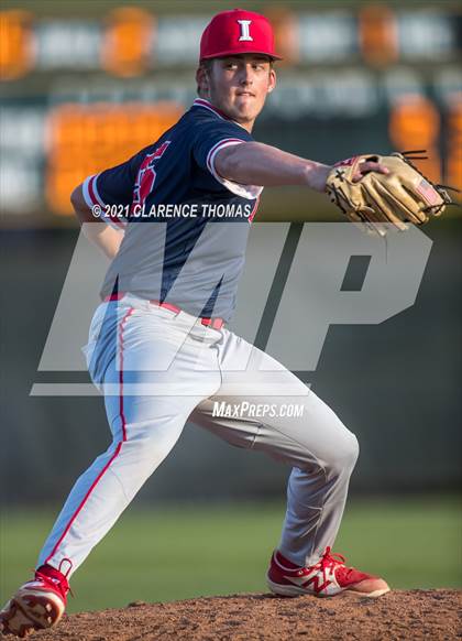 Thumbnail 1 in Independence @ Loudoun Valley photogallery.