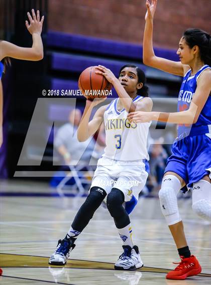 Thumbnail 3 in Los Altos vs St. Bernard  photogallery.