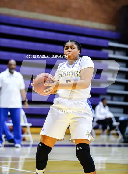 Thumbnail 1 in Los Altos vs St. Bernard  photogallery.