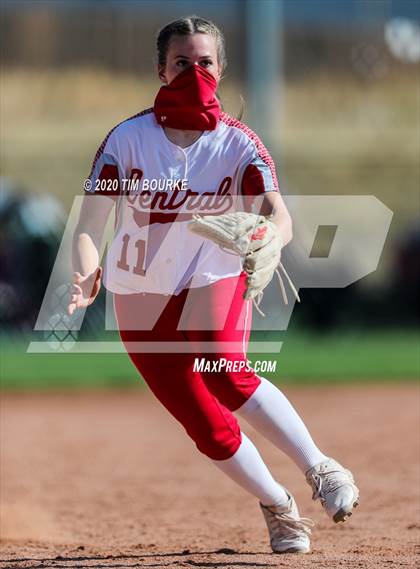 Thumbnail 1 in Fossil Ridge vs. Grand Junction Central (CHSAA 5A Semifinal) photogallery.