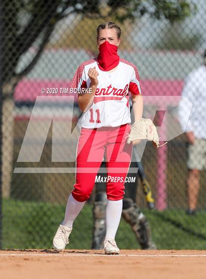 Thumbnail 2 in Fossil Ridge vs. Grand Junction Central (CHSAA 5A Semifinal) photogallery.