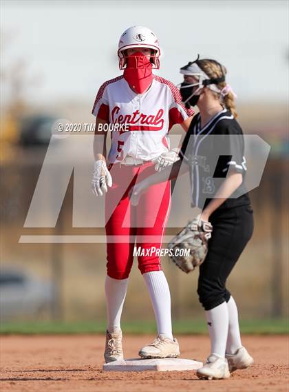Thumbnail 3 in Fossil Ridge vs. Grand Junction Central (CHSAA 5A Semifinal) photogallery.