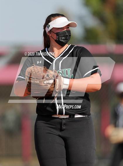 Thumbnail 2 in Fossil Ridge vs. Grand Junction Central (CHSAA 5A Semifinal) photogallery.