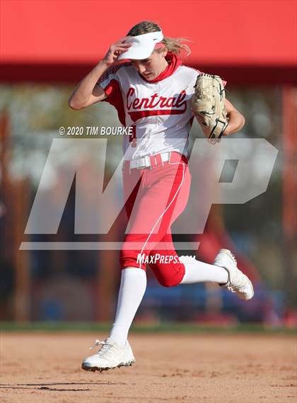 Thumbnail 3 in Fossil Ridge vs. Grand Junction Central (CHSAA 5A Semifinal) photogallery.