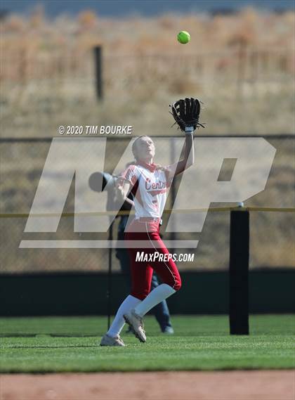 Thumbnail 1 in Fossil Ridge vs. Grand Junction Central (CHSAA 5A Semifinal) photogallery.