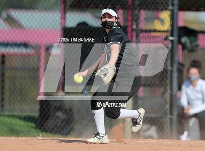 Thumbnail 1 in Fossil Ridge vs. Grand Junction Central (CHSAA 5A Semifinal) photogallery.