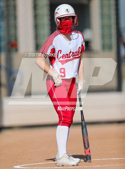 Thumbnail 3 in Fossil Ridge vs. Grand Junction Central (CHSAA 5A Semifinal) photogallery.