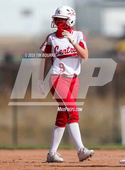 Thumbnail 1 in Fossil Ridge vs. Grand Junction Central (CHSAA 5A Semifinal) photogallery.