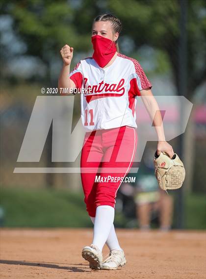 Thumbnail 3 in Fossil Ridge vs. Grand Junction Central (CHSAA 5A Semifinal) photogallery.