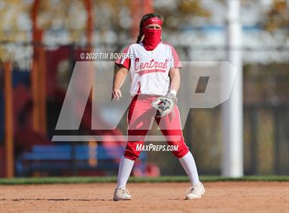 Thumbnail 1 in Fossil Ridge vs. Grand Junction Central (CHSAA 5A Semifinal) photogallery.
