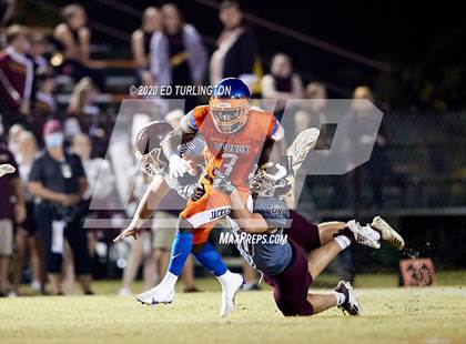 Thumbnail 2 in Vernon vs. Baker (FHSAA 1A Regional Playoff) photogallery.