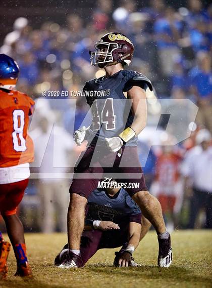 Thumbnail 2 in Vernon vs. Baker (FHSAA 1A Regional Playoff) photogallery.