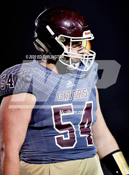 Thumbnail 1 in Vernon vs. Baker (FHSAA 1A Regional Playoff) photogallery.
