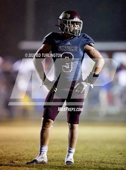 Thumbnail 1 in Vernon vs. Baker (FHSAA 1A Regional Playoff) photogallery.