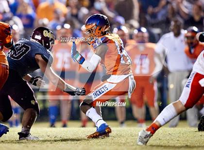 Thumbnail 1 in Vernon vs. Baker (FHSAA 1A Regional Playoff) photogallery.
