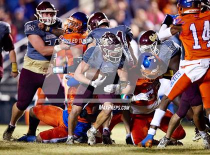 Thumbnail 1 in Vernon vs. Baker (FHSAA 1A Regional Playoff) photogallery.