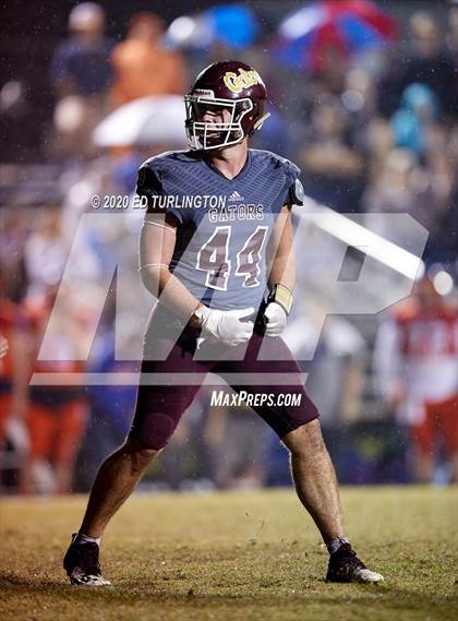Thumbnail 1 in Vernon vs. Baker (FHSAA 1A Regional Playoff) photogallery.