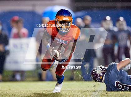 Thumbnail 3 in Vernon vs. Baker (FHSAA 1A Regional Playoff) photogallery.