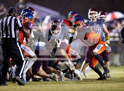 Thumbnail 2 in Vernon vs. Baker (FHSAA 1A Regional Playoff) photogallery.
