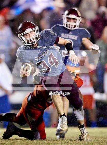 Thumbnail 2 in Vernon vs. Baker (FHSAA 1A Regional Playoff) photogallery.