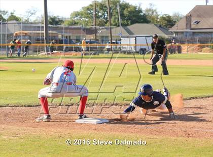 Thumbnail 2 in Archbishop Rummel @ Holy Cross photogallery.