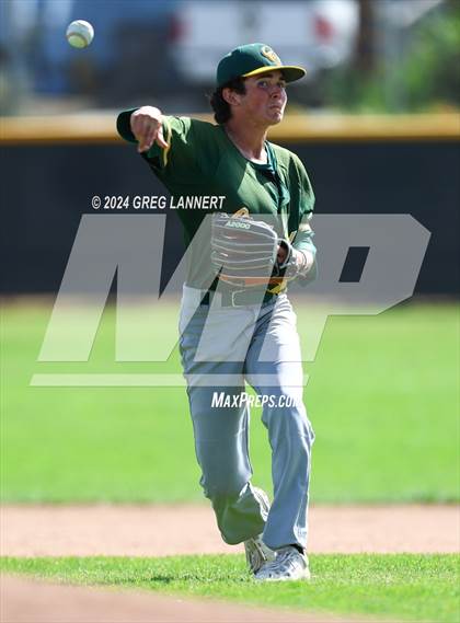 Thumbnail 1 in Casa Grande @ Petaluma photogallery.