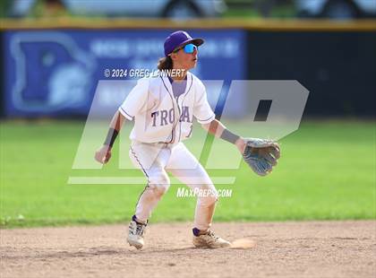 Thumbnail 2 in Casa Grande @ Petaluma photogallery.