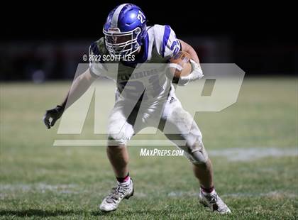 Thumbnail 3 in Cambridge vs. Logan Elm (OHSAA D4 1st Round) photogallery.