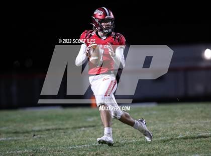 Thumbnail 1 in Cambridge vs. Logan Elm (OHSAA D4 1st Round) photogallery.