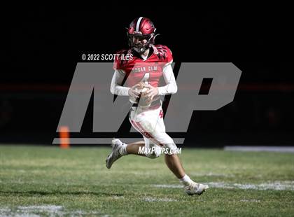 Thumbnail 1 in Cambridge vs. Logan Elm (OHSAA D4 1st Round) photogallery.