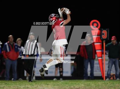 Thumbnail 3 in Cambridge vs. Logan Elm (OHSAA D4 1st Round) photogallery.