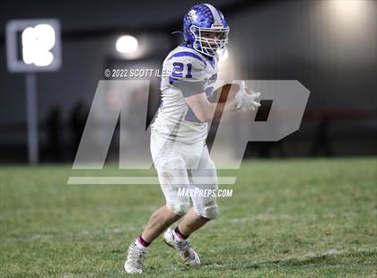 Thumbnail 3 in Cambridge vs. Logan Elm (OHSAA D4 1st Round) photogallery.