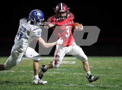 Thumbnail 1 in Cambridge vs. Logan Elm (OHSAA D4 1st Round) photogallery.