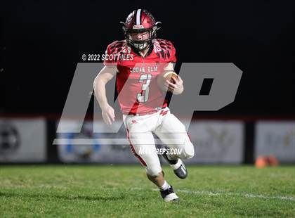 Thumbnail 3 in Cambridge vs. Logan Elm (OHSAA D4 1st Round) photogallery.