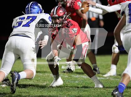 Thumbnail 2 in Cambridge vs. Logan Elm (OHSAA D4 1st Round) photogallery.
