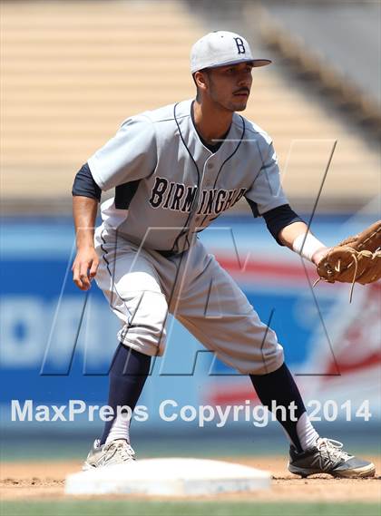 Thumbnail 2 in Birmingham vs. Chatsworth Charter (CIF L.A. City D1 Final) photogallery.