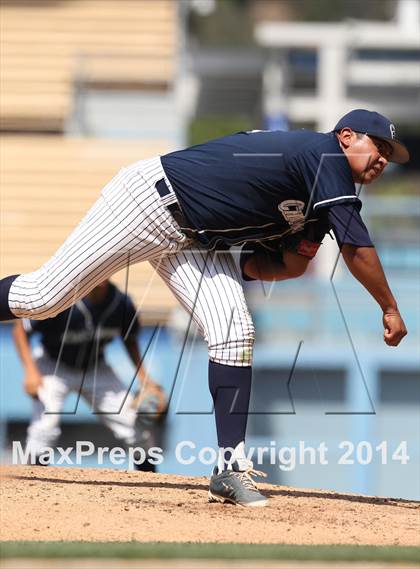 Thumbnail 2 in Birmingham vs. Chatsworth Charter (CIF L.A. City D1 Final) photogallery.