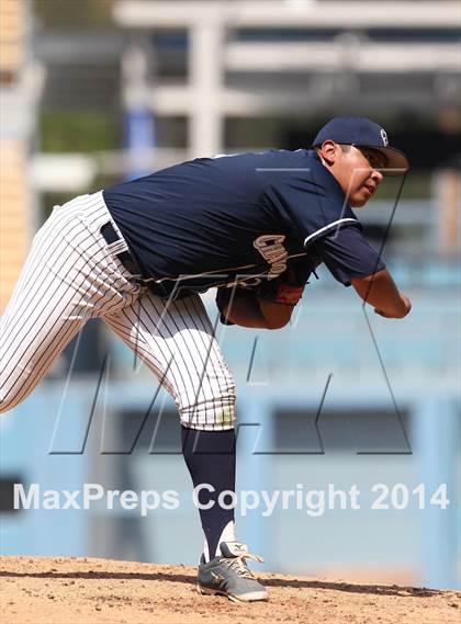 Thumbnail 2 in Birmingham vs. Chatsworth Charter (CIF L.A. City D1 Final) photogallery.