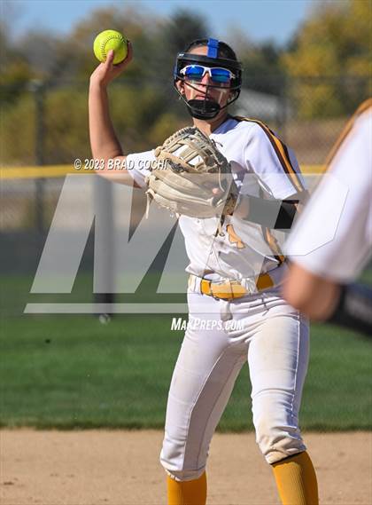 Thumbnail 1 in Thomas Jefferson vs. Fort Lupton photogallery.