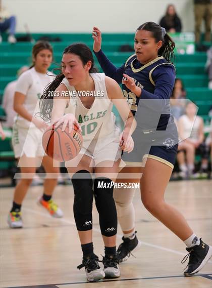 Thumbnail 2 in Franklin vs Eagle Rock photogallery.