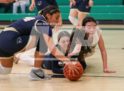 Thumbnail 1 in Franklin vs Eagle Rock photogallery.