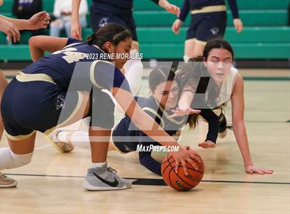 Thumbnail 3 in Franklin vs Eagle Rock photogallery.