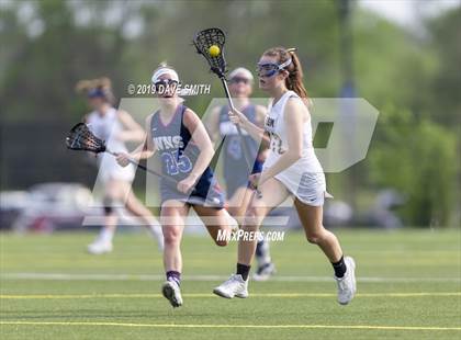 Thumbnail 3 in Whitefish/Nicolet/Shorewood vs University School of Milwaukee (WLF Semifinal) photogallery.