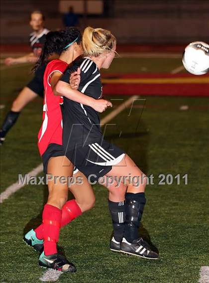 Thumbnail 1 in Flintridge Sacred Heart vs. San Clemente (CIF SS D1 Final) photogallery.