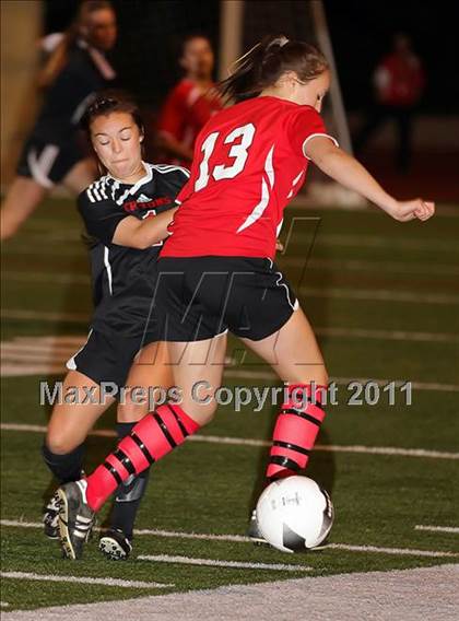 Thumbnail 1 in Flintridge Sacred Heart vs. San Clemente (CIF SS D1 Final) photogallery.