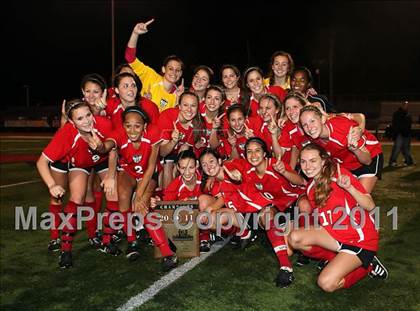 Thumbnail 1 in Flintridge Sacred Heart vs. San Clemente (CIF SS D1 Final) photogallery.