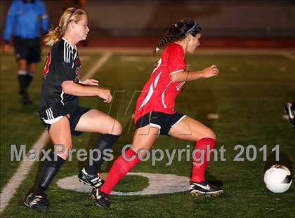 Thumbnail 1 in Flintridge Sacred Heart vs. San Clemente (CIF SS D1 Final) photogallery.