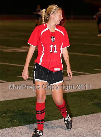 Thumbnail 3 in Flintridge Sacred Heart vs. San Clemente (CIF SS D1 Final) photogallery.