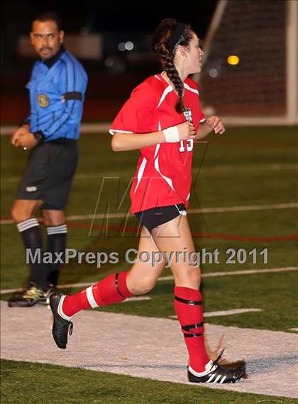 Thumbnail 1 in Flintridge Sacred Heart vs. San Clemente (CIF SS D1 Final) photogallery.