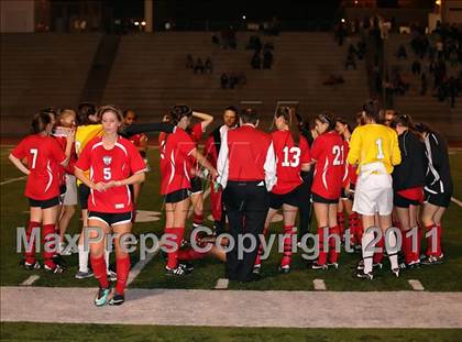 Thumbnail 3 in Flintridge Sacred Heart vs. San Clemente (CIF SS D1 Final) photogallery.